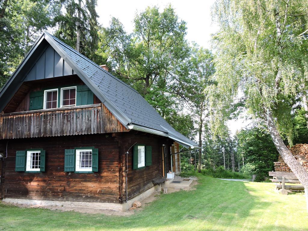 Gregor'S Ferienhaus Im Wald Vila Edelschrott Exterior foto
